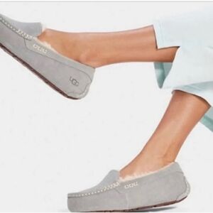 UGG Women’s Ansley Slipper Light Grey Suede Leather Slip On Slippers Size 9